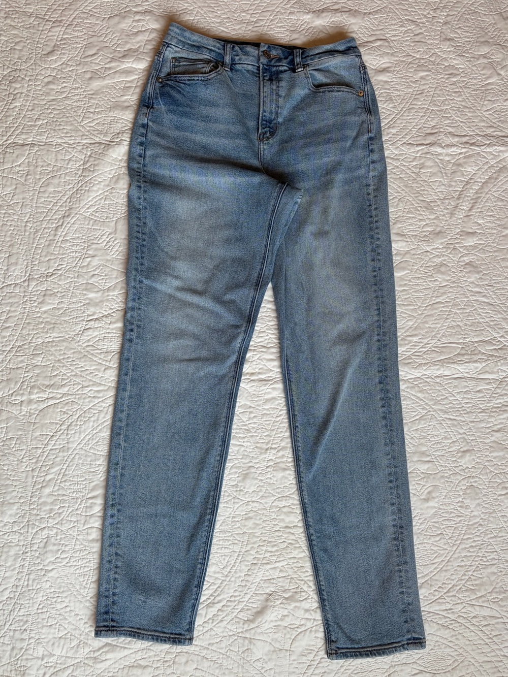 AMERICAN EAGLE Mom Jeans